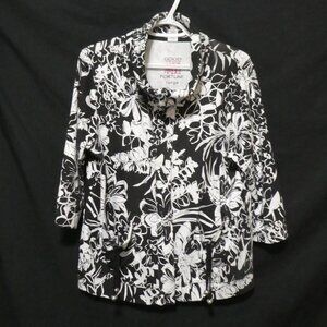 GOOD FORTUNE | large | Black and White Floral Snap Button-Up Jacket | NWOT